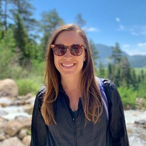 Meet your Posher, Jenn